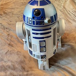 R2-D2